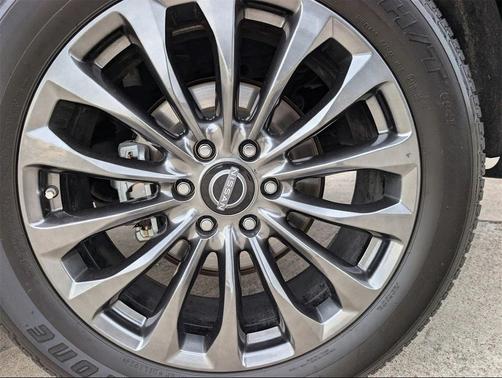 2024 Nissan Armada Platinum 4WD