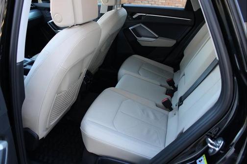 2021 Audi Q3 45 S line Premium