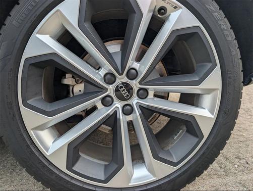 2021 Audi Q3 45 S line Premium