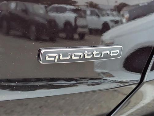 2021 Audi Q3 45 S line Premium