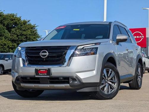 2024 Nissan Pathfinder SL FWD