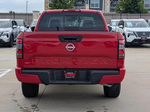 2025 Nissan Frontier SV