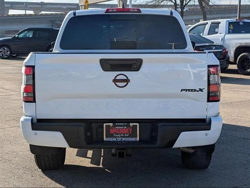 2024 Nissan Frontier PRO-X