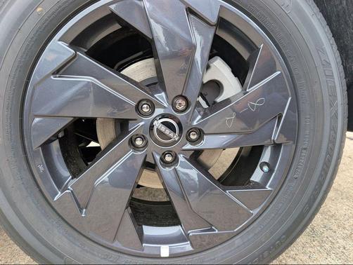 Gun Metallic 2026 Nissan Rogue SV