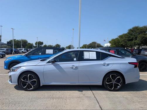2024 Nissan Altima SR FWD