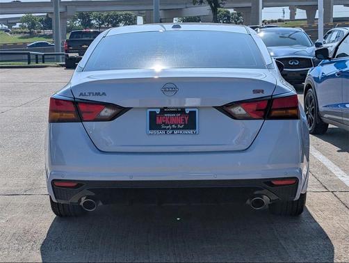 2024 Nissan Altima SR FWD