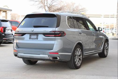 2024 BMW X7 xDrive40i