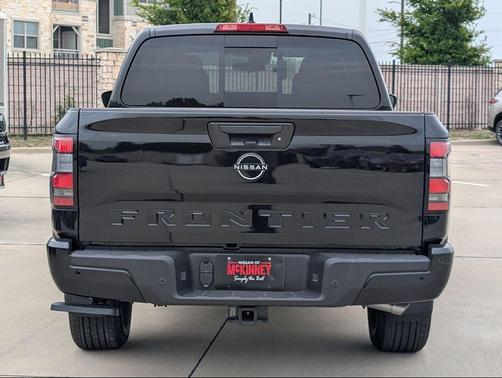 Super Black 2026 Nissan Frontier SV