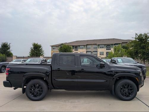 Super Black 2026 Nissan Frontier SV