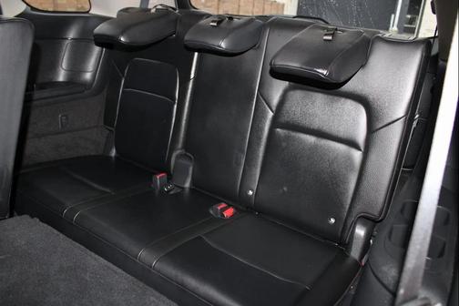 2024 Nissan Pathfinder SL FWD