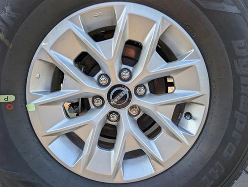 2025 Nissan Frontier S