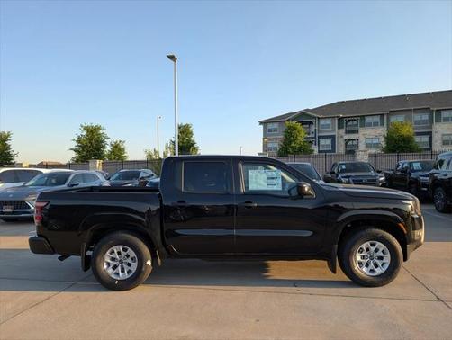 2025 Nissan Frontier S