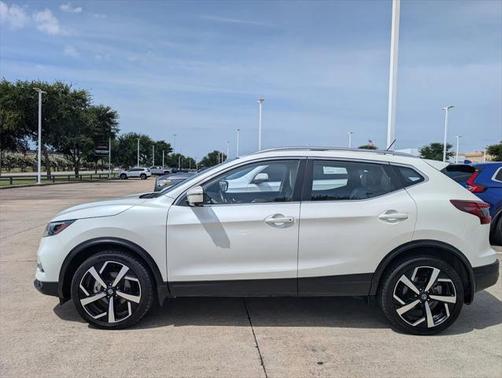 2021 Nissan Rogue Sport SL