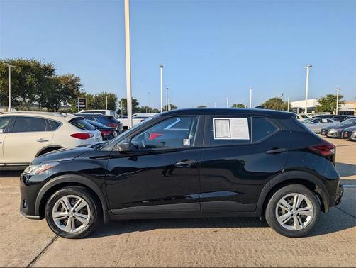 2023 Nissan Kicks S