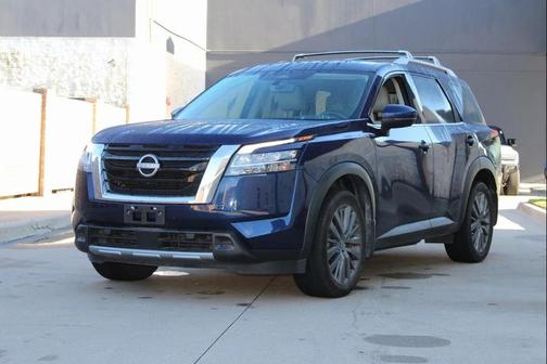2024 Nissan Pathfinder SL FWD