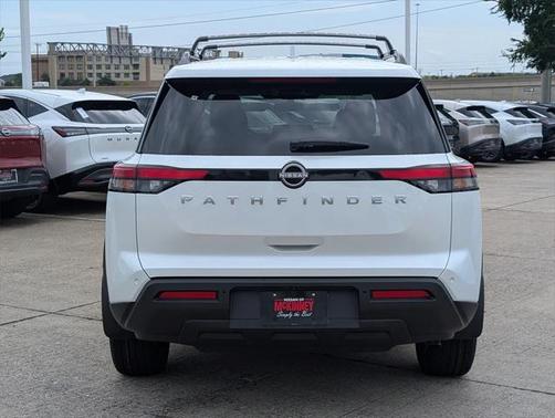 2025 Nissan Pathfinder SV FWD