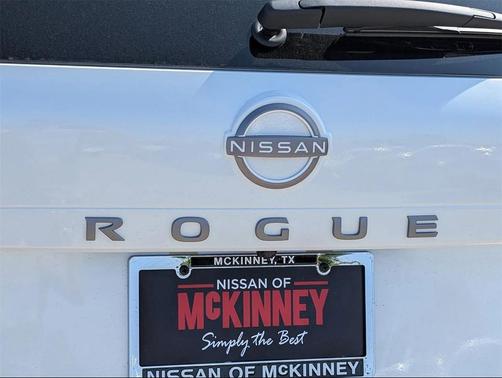 2025 Nissan Rogue SV