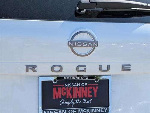 2025 Nissan Rogue SV