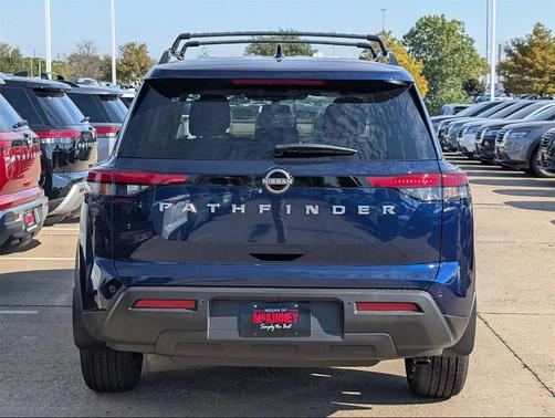 2025 Nissan Pathfinder SV FWD