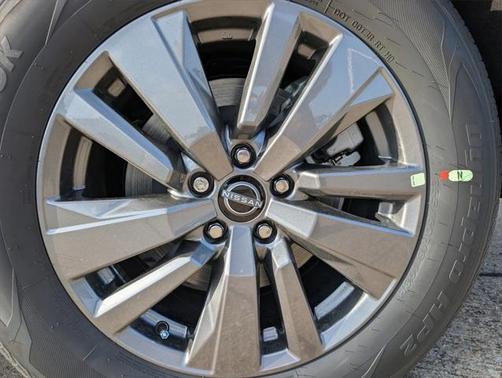 2025 Nissan Pathfinder S FWD