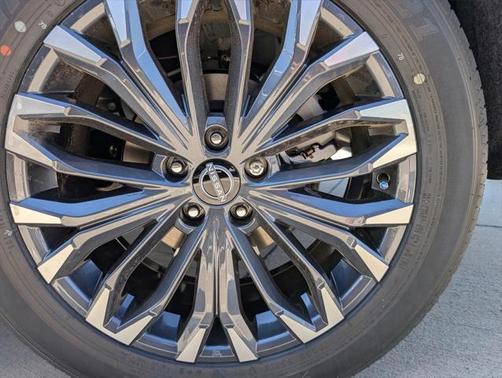 2025 Nissan Rogue Platinum