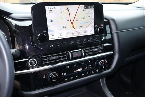 Super Black 2023 Nissan Pathfinder SL FWD