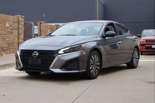 Gun Metallic 2024 Nissan Altima 2.5 SV