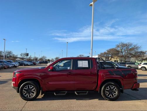 2023 Nissan Frontier SV