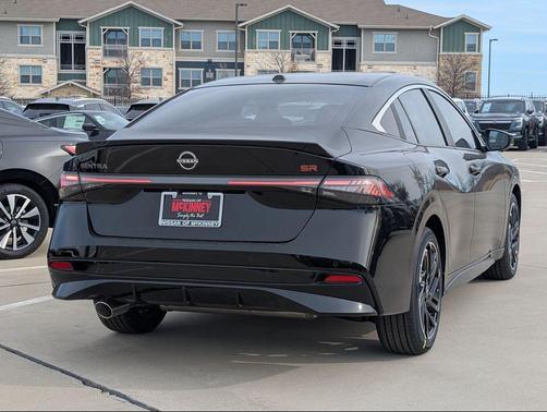 Super Black 2026 Nissan Sentra SR