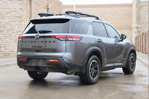 2023 Nissan Pathfinder Rock Creek 4WD