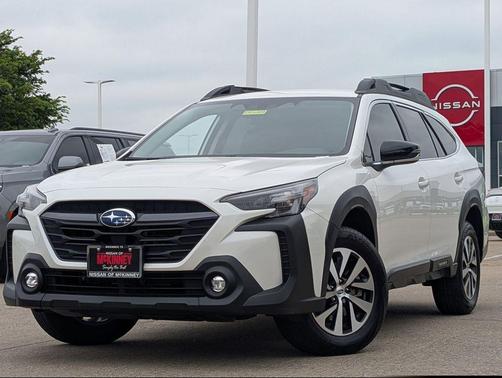 Crystal White Pearl 2025 Subaru Outback Premium
