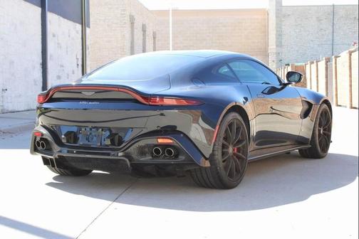2019 Aston Martin Vantage Base