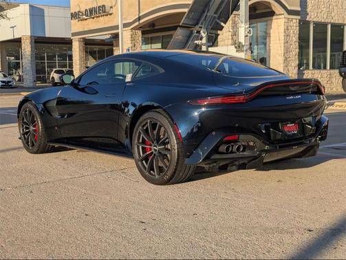 2019 Aston Martin Vantage Base