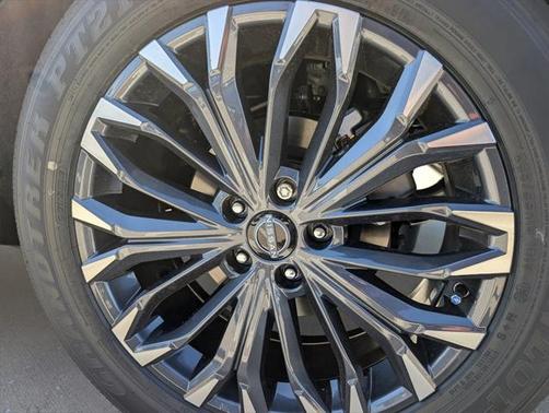 2025 Nissan Rogue Platinum