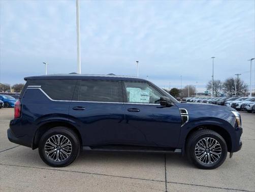 2025 Nissan Armada Platinum 2WD