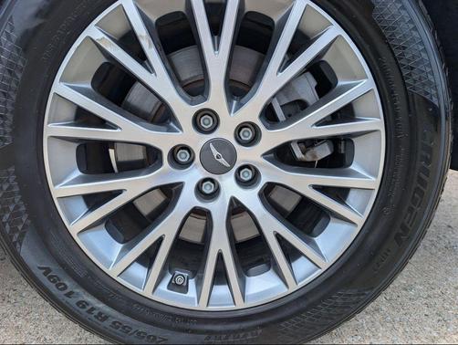 Savile Silver 2024 Genesis GV80 2.5T