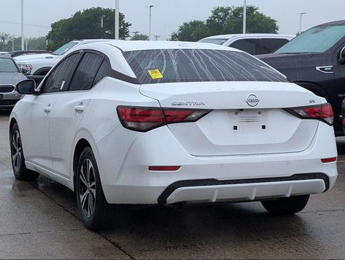 Aspen White Tricoat 2023 Nissan Sentra SV