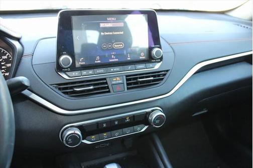 2021 Nissan Altima SR FWD