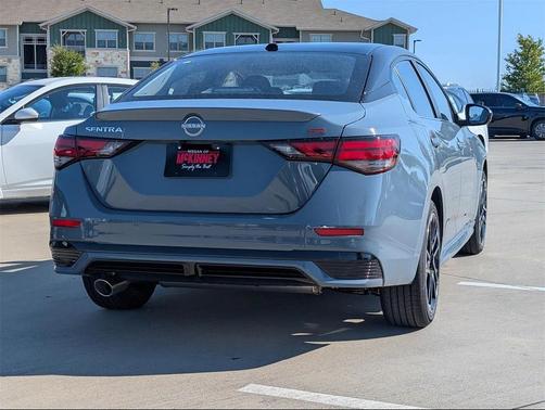 2025 Nissan Sentra SR