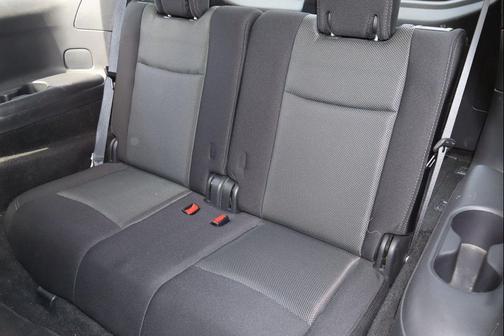 Glacier White 2019 Nissan Pathfinder SV