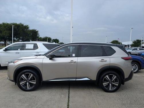 2022 Nissan Rogue Platinum
