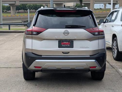 2022 Nissan Rogue Platinum