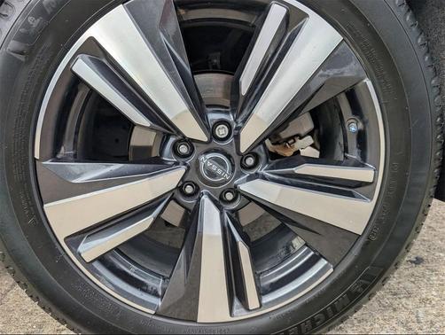2022 Nissan Rogue Platinum