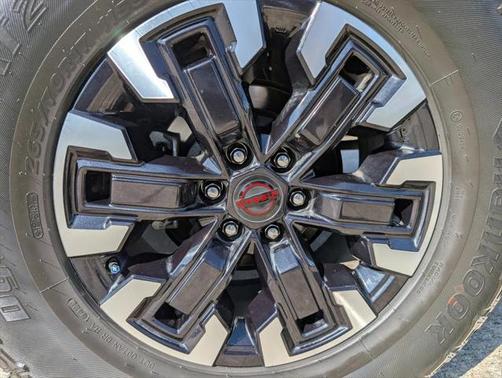 2023 Nissan Frontier PRO-X