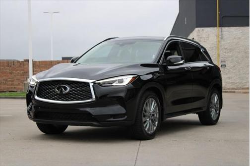 2023 INFINITI QX50 LUXE