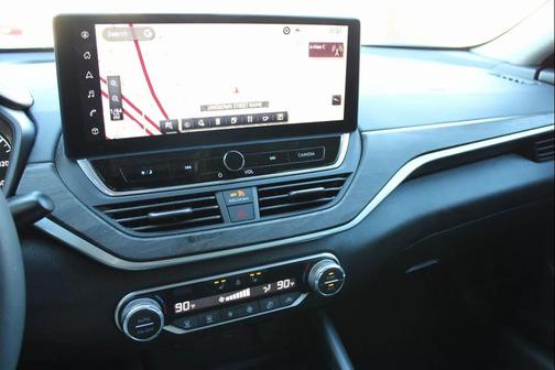 2024 Nissan Altima 2.5 SL