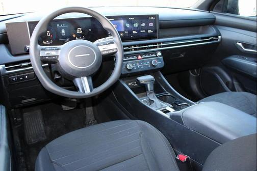 2025 Hyundai SANTA CRUZ SE