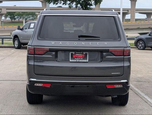 Baltic Gray Metallic Clearcoat 2024 Jeep Wagoneer L Series II 4x4