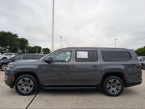 Baltic Gray Metallic Clearcoat 2024 Jeep Wagoneer L Series II 4x4