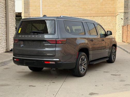 Baltic Gray Metallic Clearcoat 2024 Jeep Wagoneer L Series II 4x4